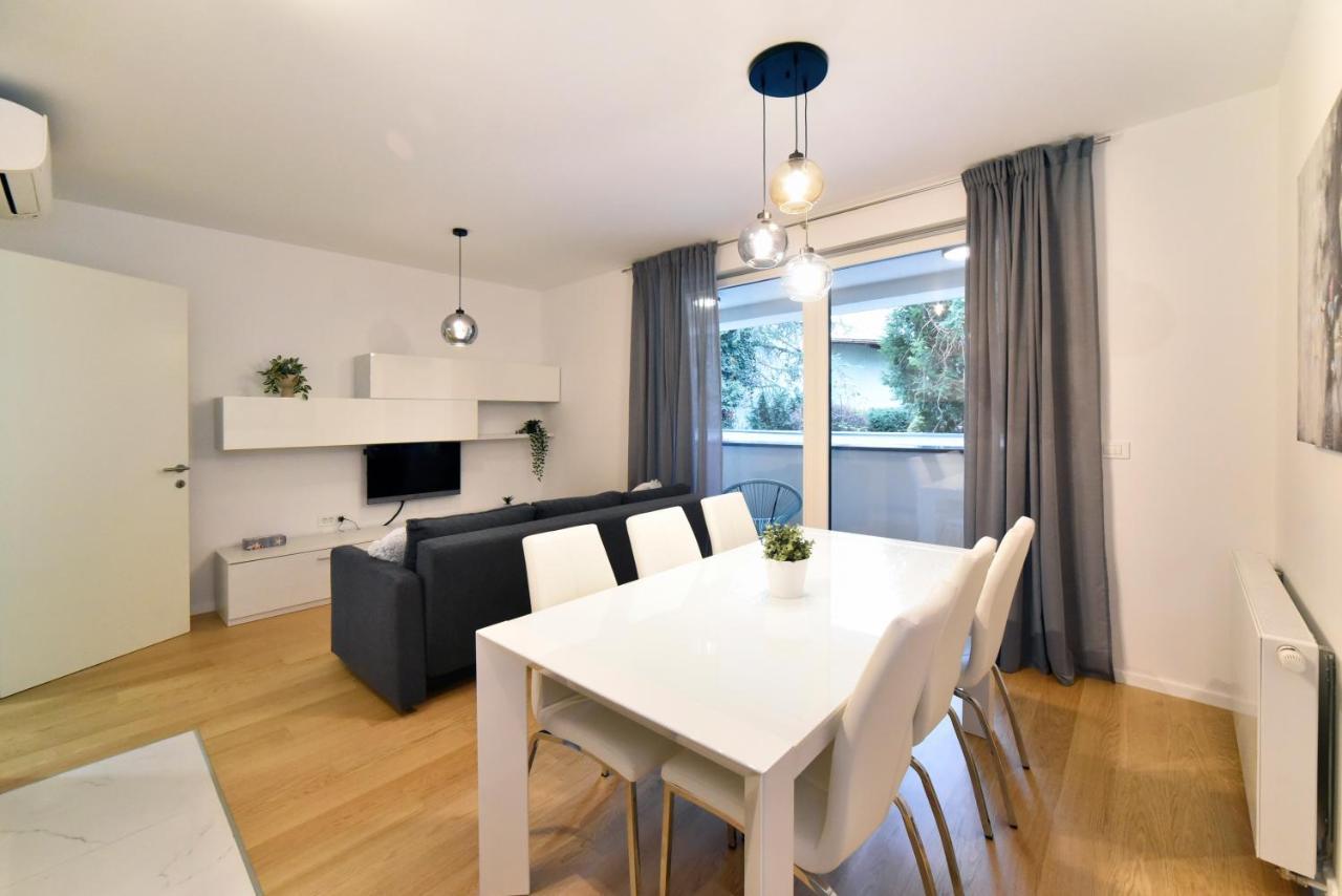 Ophelia Apartment With Parking ザグレブ エクステリア 写真