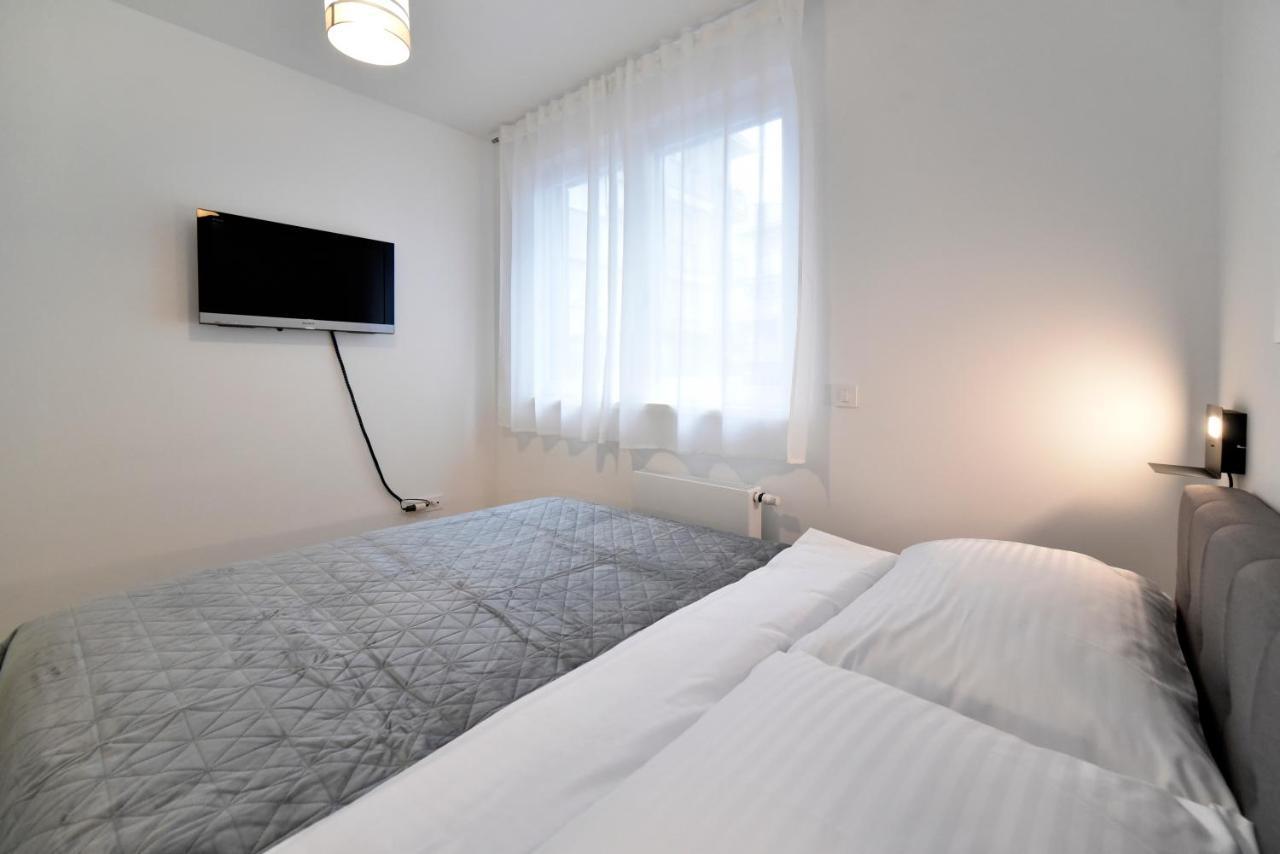 Ophelia Apartment With Parking ザグレブ エクステリア 写真