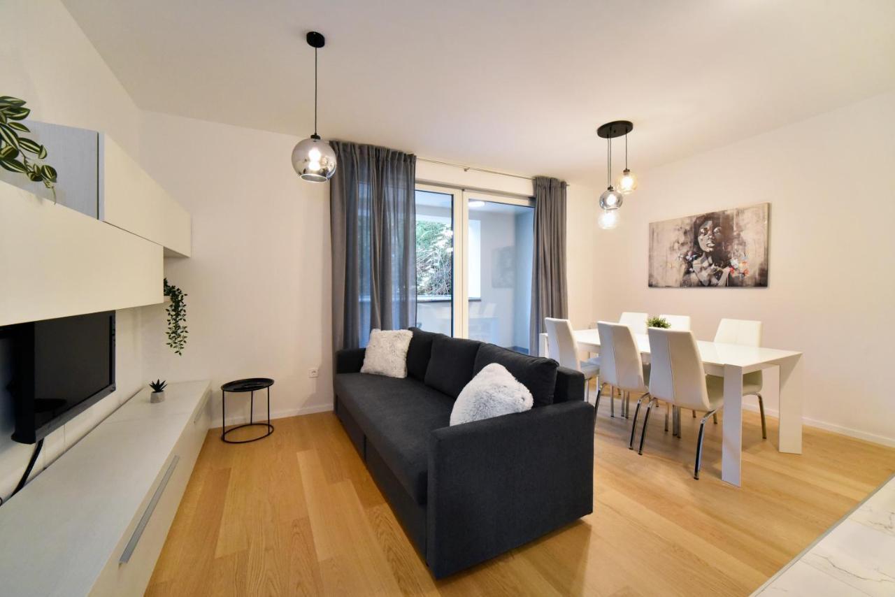 Ophelia Apartment With Parking ザグレブ エクステリア 写真